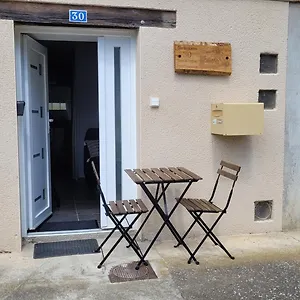 Maison 1 Chambre Wifi Et Parking Gratuit Hébergement de vacances